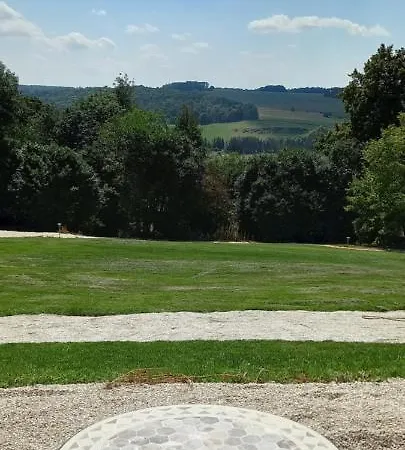 Couette-café Demeure De La Garenne