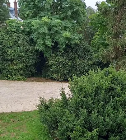 Demeure De La Garenne Bed & Breakfast