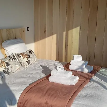 Demeure De La Garenne Bed & Breakfast