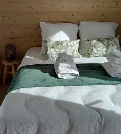 Demeure De La Garenne Bed and breakfast