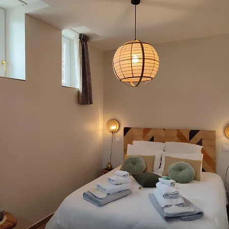 Demeure De La Garenne 4*