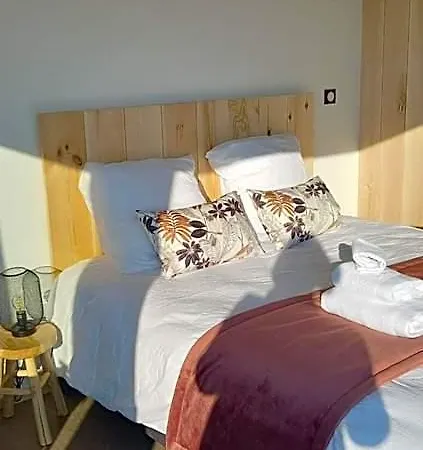 Demeure De La Garenne Bed & Breakfast 4*