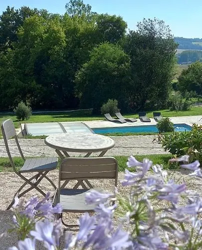 Couette-café Demeure De La Garenne