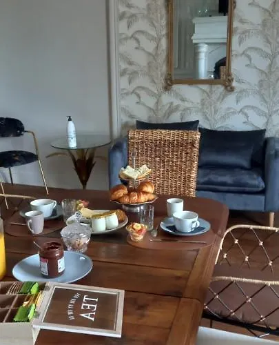 Demeure De La Garenne Couette-café 4*