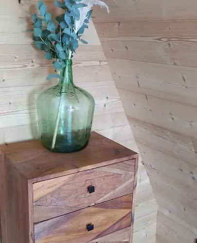 Demeure De La Garenne 4*