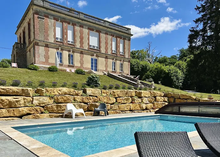 Demeure De La Garenne 4*